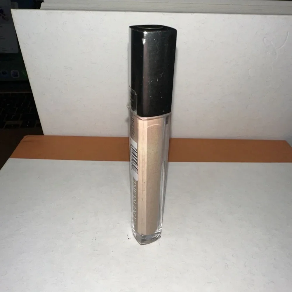 COVERGIRL Colorlicious Lip Gloss 600 MELTED TOFFEE nude creamy *Not Sealed